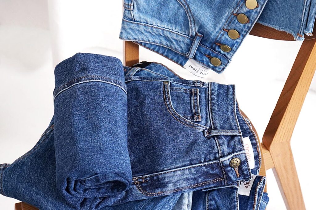 jeans bleus clic and fit